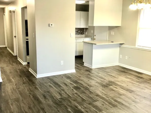 St Joseph Rd., 3714, 3714 Saint Joseph Rd APT 1, New Albany, IN 47150