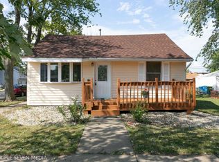 5856 W 88th St, Oak Lawn, IL 60453