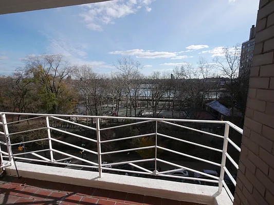 Rented by Rachel Realty | media 1