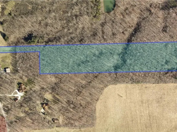 8565 Williams Rd, Chardon, OH 44024