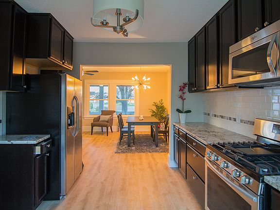 4th image of 1203 Dwane St