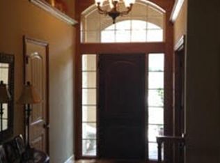 400 Whisper Dr, Pleasant Hill, MO 64080