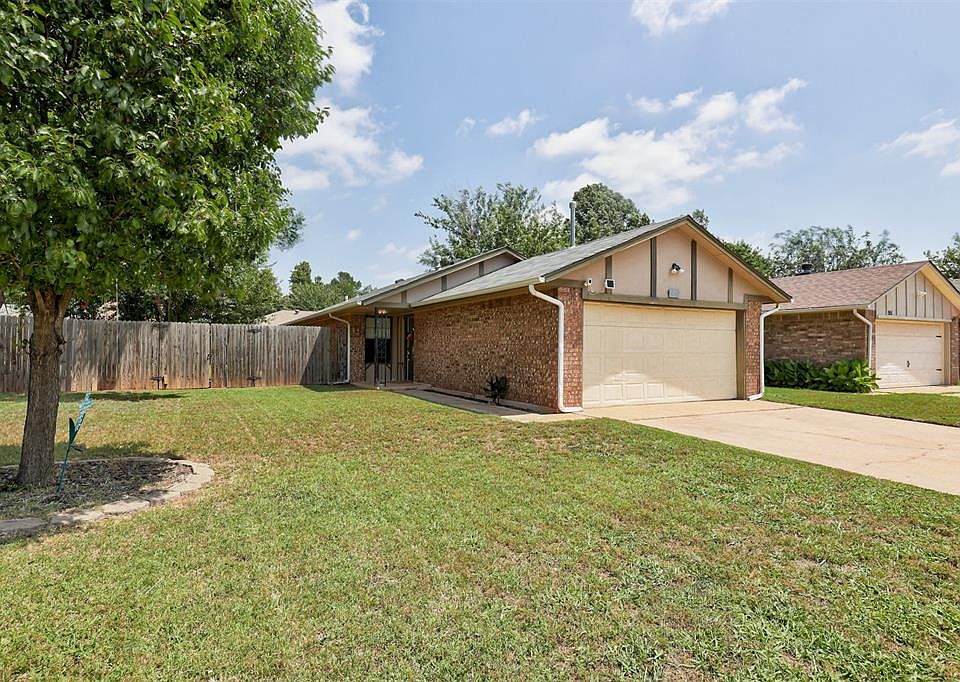 1st image of 957 W Tesio Way