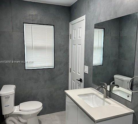 4th image of 42 SE 10th Ter #1