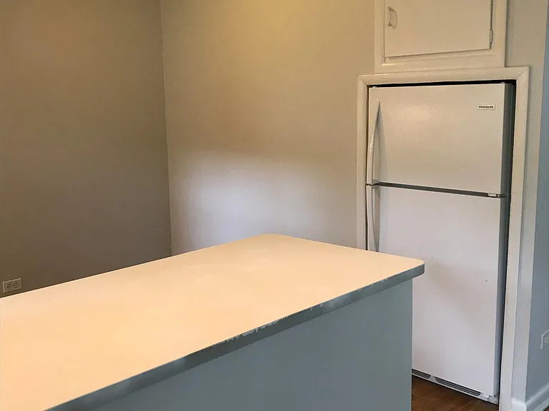321 W Terra Cotta Ave #2 — Photo 5