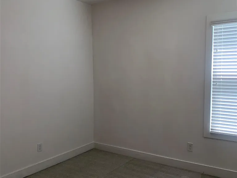 10209 Las Nubes Ave — Photo 27
