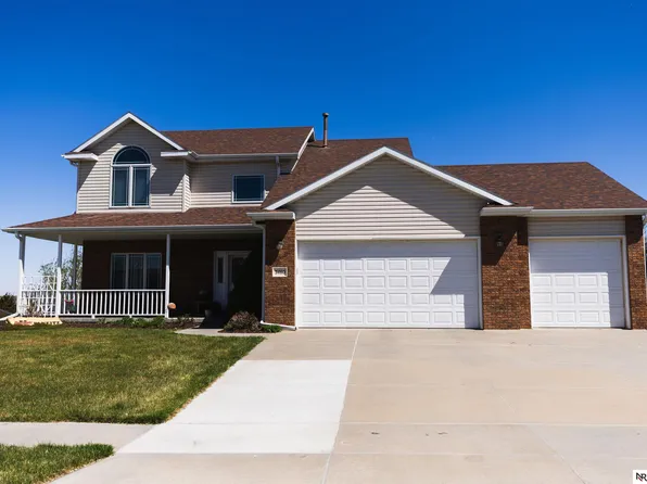 3460 Prairieview Dr, Lincoln, NE 68504