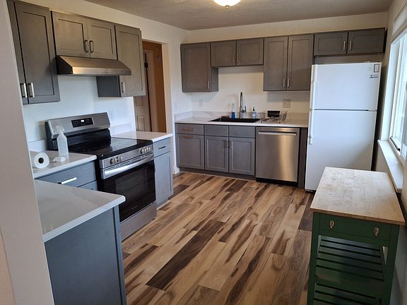 3rd image of 444 N 25th St