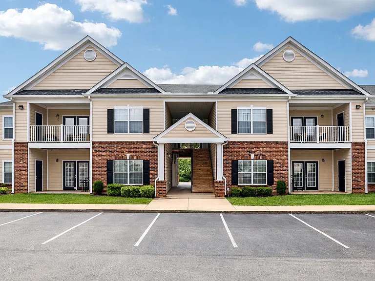 Cumberland Trace Village Apartments — Photo 60