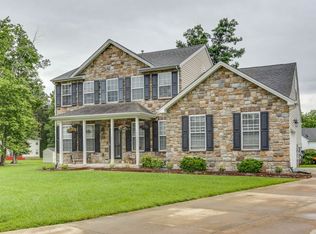 317 Queen Ct, Smithfield, VA 23430