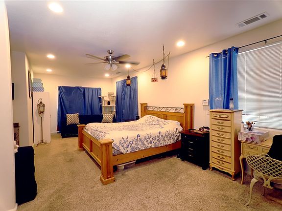 4th image of 852 De Ann Ln