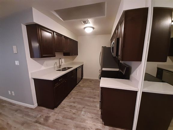 5th image of 520 W Tonopah Dr Unit 6
