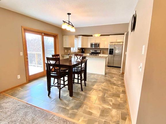 Tile Floor in Dining Room 