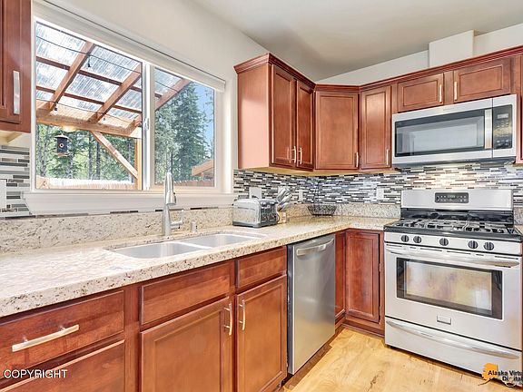 3rd image of 9103 Eagle River Ln