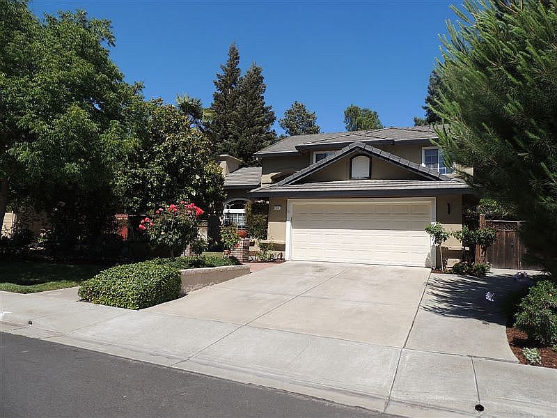 1st image of 23 Snowball Ct