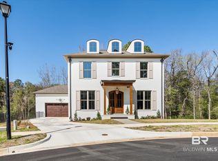 5488 Hilltop Dr, Mobile, AL 36608