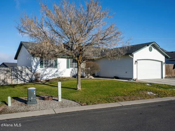 225 W Commanche St, Post Falls, ID 83854