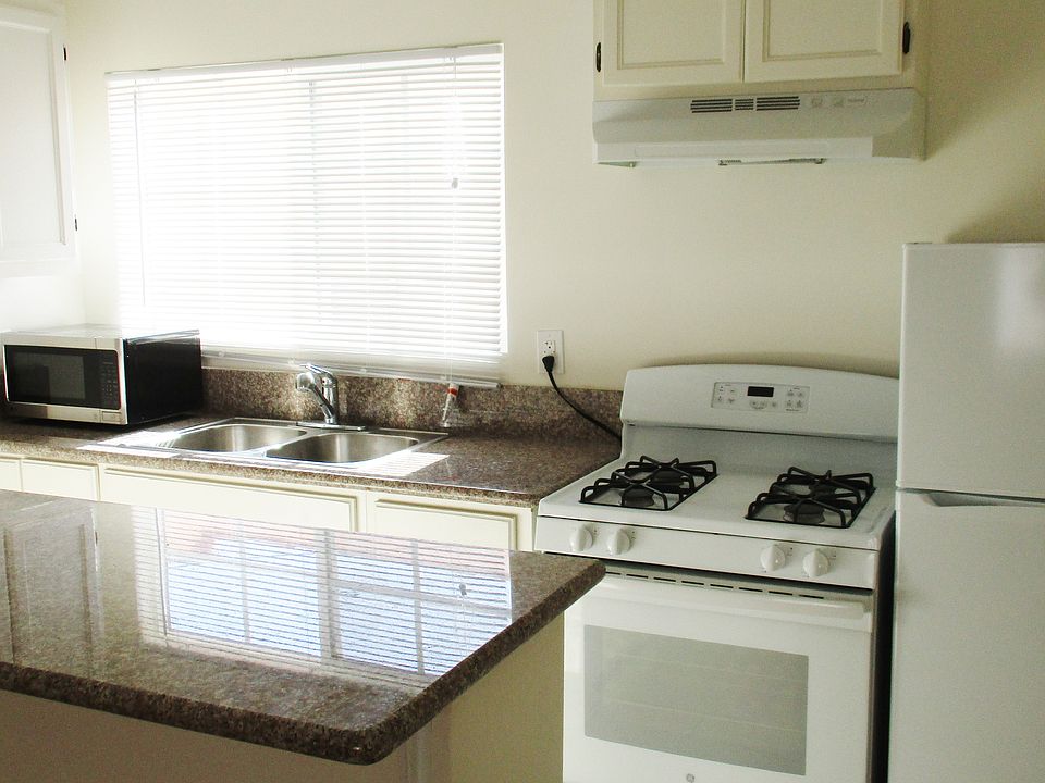 1st image of 453 N Record Ave