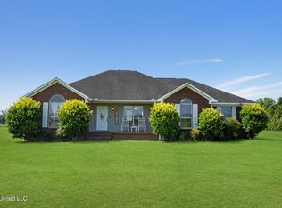 128 Henry Eubanks Rd, Lucedale, MS 39452