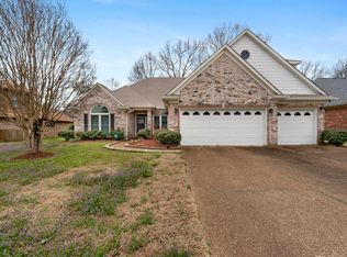 9107 Raspberry Ln, Cordova, TN 38016
