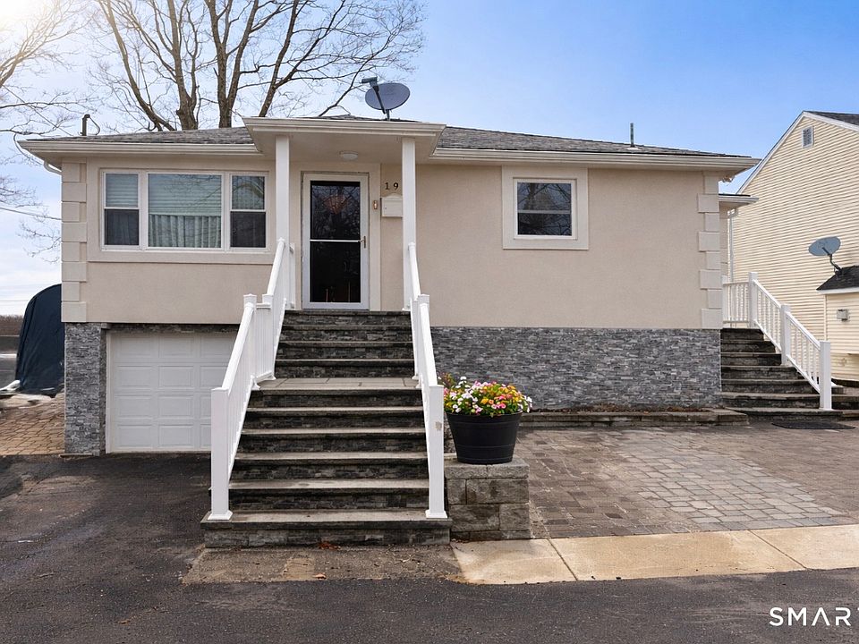 1st image of 190 Anderson Avenue