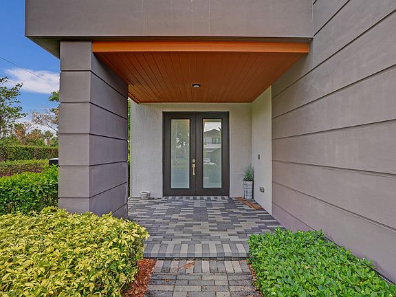 2nd image of 10975 Vista Terrace