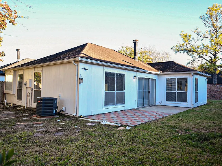 13114 Careywood Dr — Photo 16