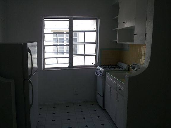 5th image of 700 14th St #8