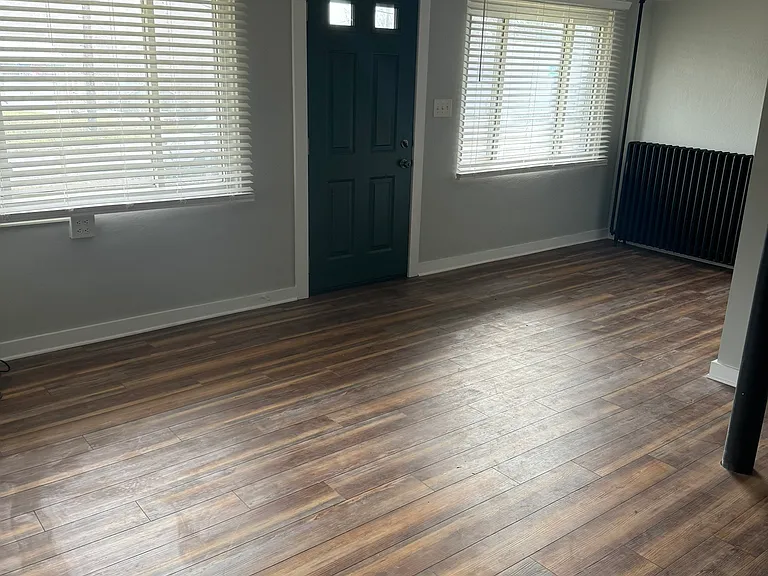 12611 Bedford Rd NE #1 — Photo 5