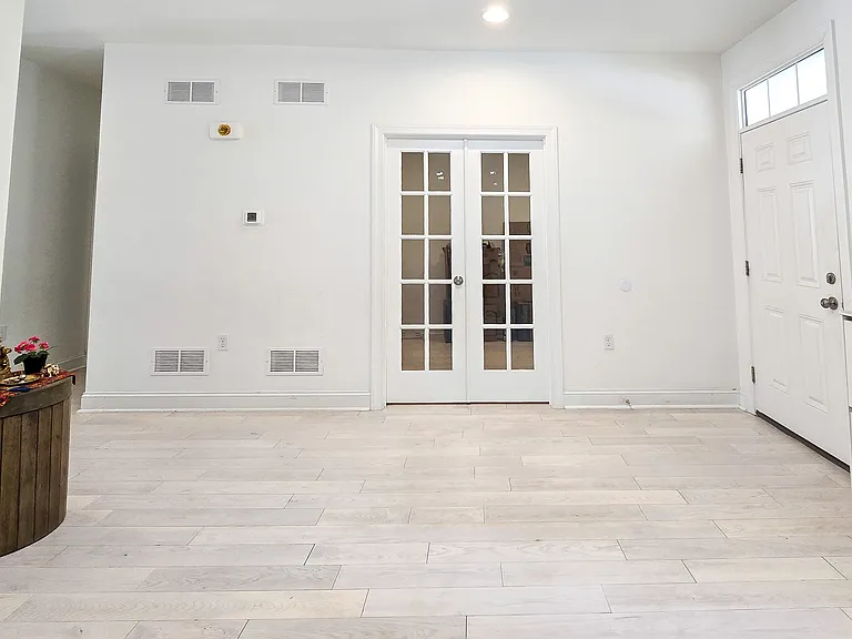 15 Summer Ln — Photo 37
