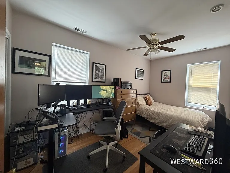 2239 W Cornelia Ave #2 — Photo 14