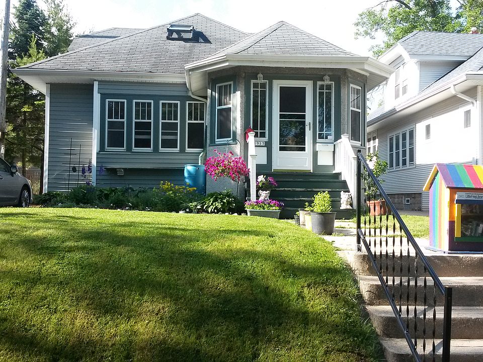 1st image of 1915 E Lake Bluff Blvd