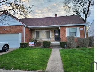 1554 Luxor Rd, East Cleveland, OH 44118