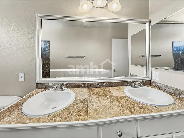 1474 Lodgepole Dr — Photo 16
