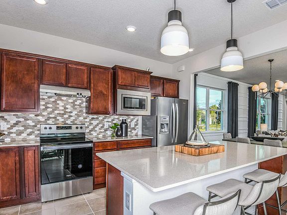Model Representation Large kitchen Island perfect for entertaining