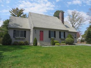 7 River Pine Cir, West Harwich, MA 02671