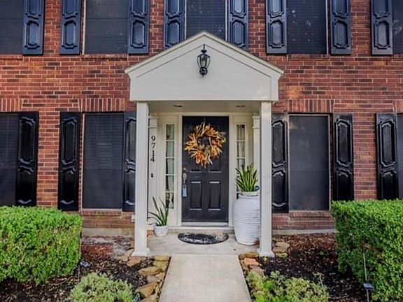 2nd image of 9714 Arrowgrass Dr