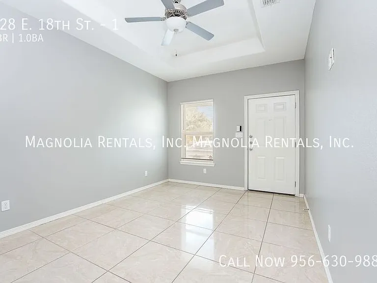 228 E 18th St #1 — Photo 5