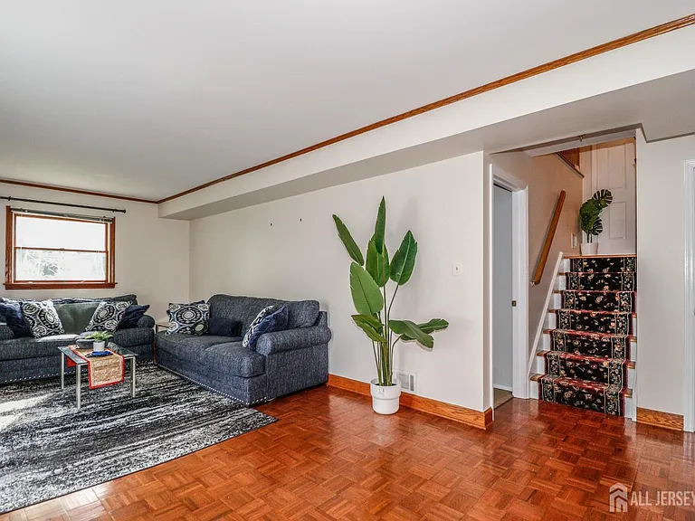 5 Timothy Ct — Photo 25