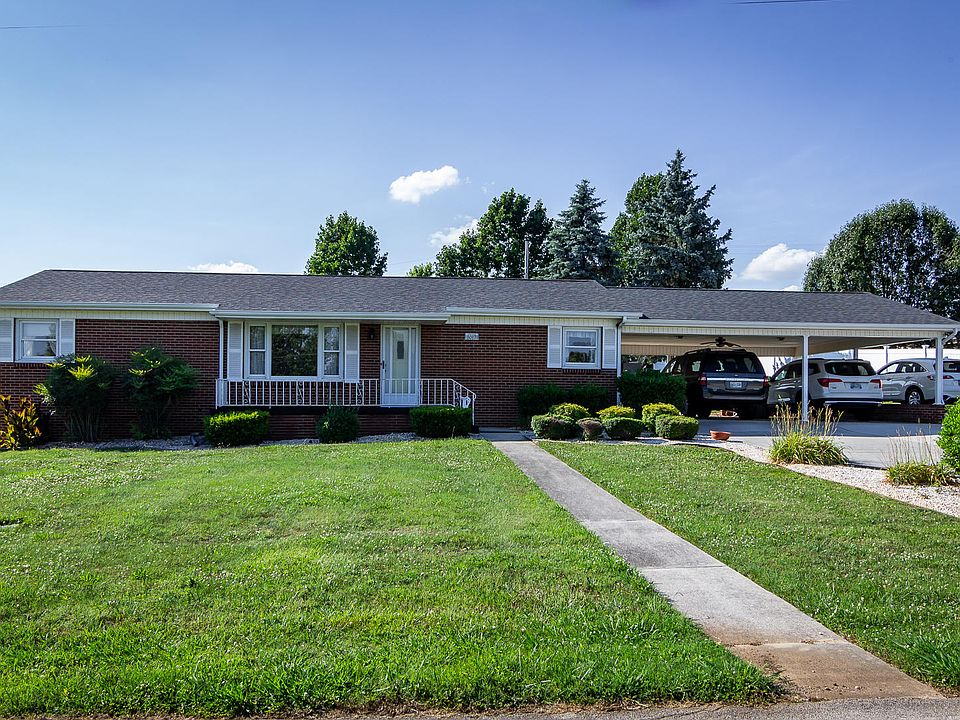 1st image of 3017 Eloise Dr