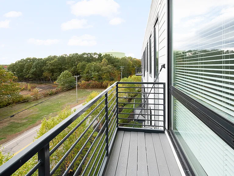 The Veridian Residences — Photo 14