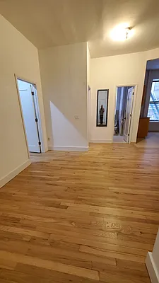 Rented by New Group Realty, Inc. | media 15