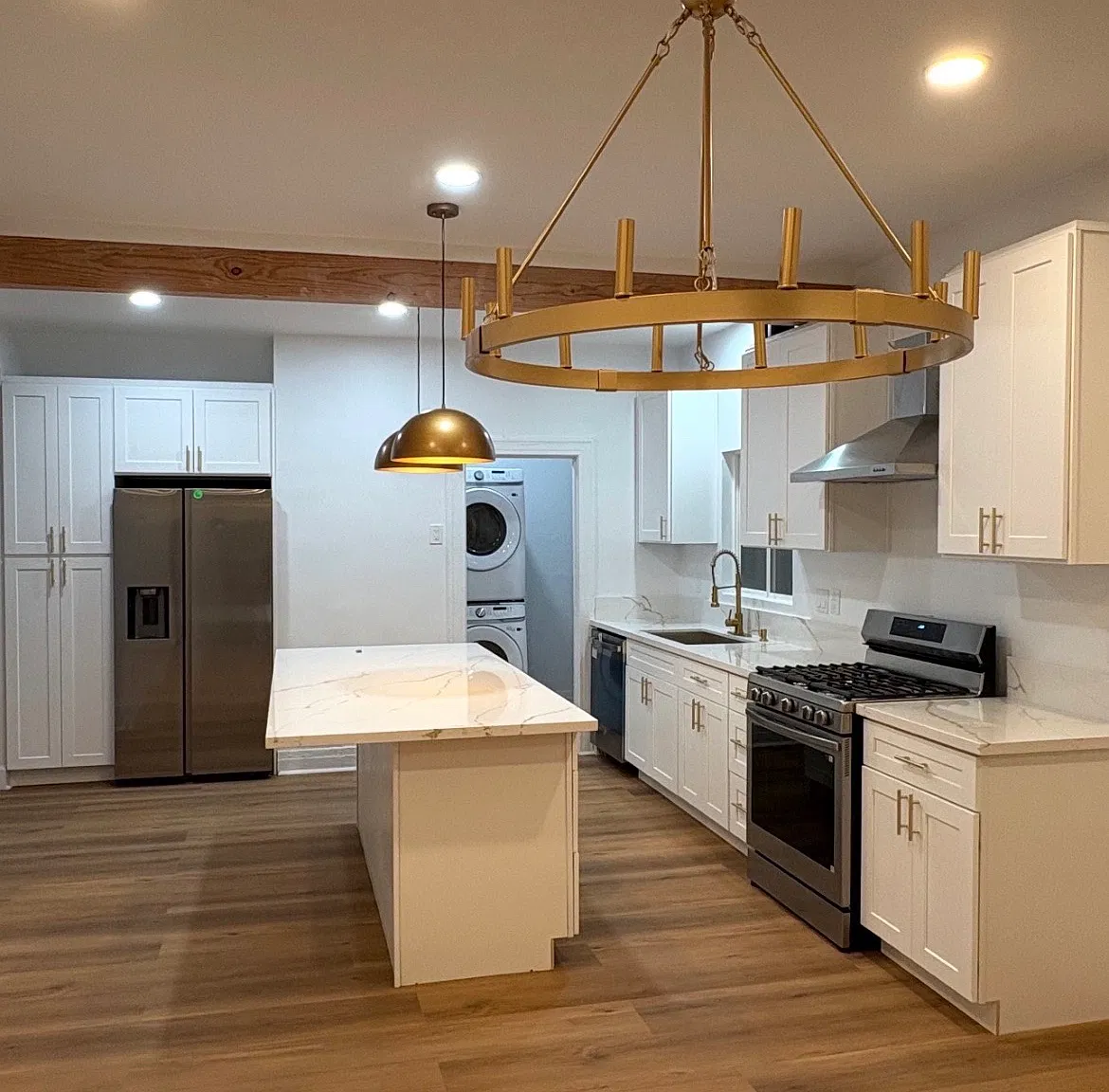 2 bed, 1400 sqft, $3,195 — Photo 1