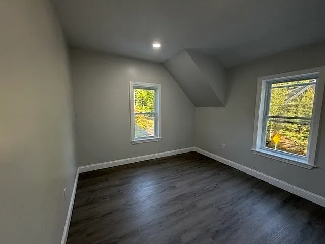 73-75 Draper Ave #73 — Photo 10