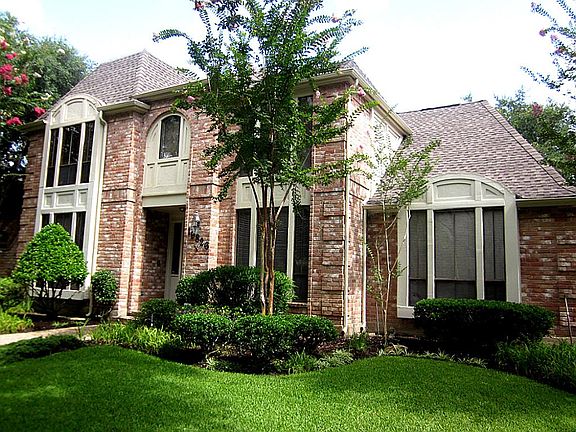 Totally maintained and well taken care of