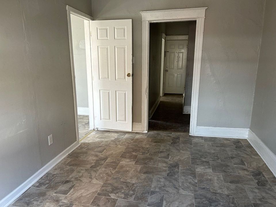 2nd image of 119 N 3rd St APT 3A