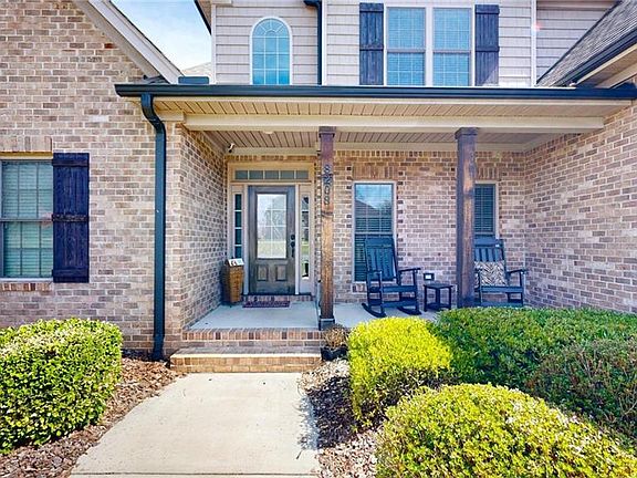 3rd image of 8208 Angels Glen Ct