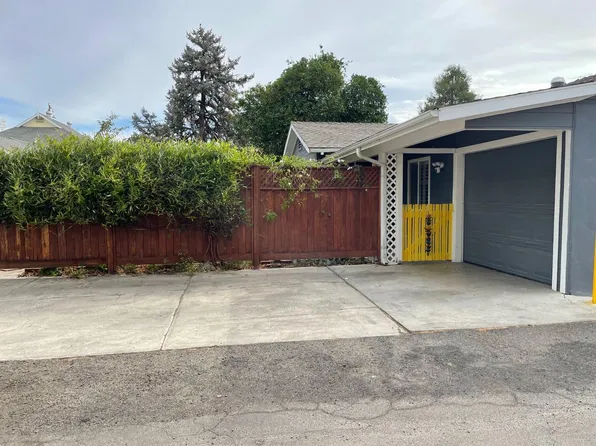 608 1/2 Elm St, Woodland, CA 95695