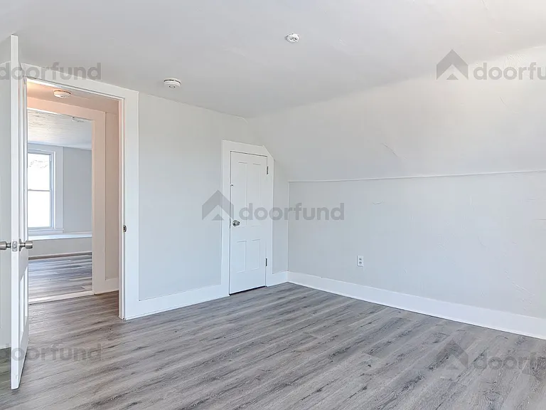 11 Pleasant St #7 — Photo 15