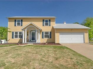 3 Apollo Ct, Saint Peters, MO